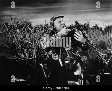 Van Johnson Film Easy to Wed (1946) Charaktere: William Stevens 'Bill' Chandler Regie: Edward Buzzell 11. Juli 1946 **WARNUNG** dieses Foto ist nur für redaktionelle Zwecke bestimmt und unterliegt dem Urheberrecht von MGM und/oder dem Fotografen, der von der Film or Production Company zugewiesen wurde. Eine obligatorische Gutschrift an MGM ist erforderlich. Der Fotograf sollte ebenfalls angerechnet werden, wenn er bekannt ist. Ohne schriftliche Genehmigung der Film Company kann keine kommerzielle Nutzung gewährt werden. Stockfoto