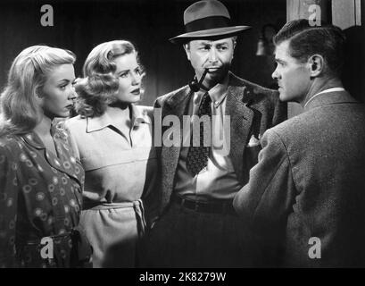 Gloria Grahame, Jacqueline White & Robert Young Film: Crossfire (1947) Charaktere: Ginny,Mary Mitchell & Finlay Regie: Edward Dmytryk 22 July 1947 **WARNUNG** Dieses Foto ist nur für den redaktionellen Gebrauch bestimmt und unterliegt dem Copyright von RKO und/oder des Fotografen, der von der Film- oder Produktionsfirma beauftragt wurde, und kann nur von Publikationen im Zusammenhang mit der Bewerbung des oben genannten Films reproduziert werden. Eine obligatorische Gutschrift an RKO ist erforderlich. Der Fotograf sollte auch bei Bekanntwerden des Fotos gutgeschrieben werden. Ohne schriftliche Genehmigung der Film Company kann keine kommerzielle Nutzung gewährt werden. Stockfoto