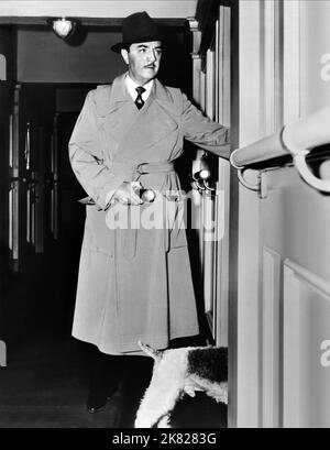 William Powell Film: Song of the Thin man (USA 1947) Charaktere: Nick Charles Regie: Edward Buzzell 28. August 1947 **WARNUNG** Dieses Foto ist nur für redaktionelle Zwecke bestimmt und unterliegt dem Copyright von MGM und/oder dem von der Film- oder Produktionsfirma beauftragten Fotografen und kann nur von Publikationen im Zusammenhang mit der Bewerbung des oben genannten Films reproduziert werden. Eine obligatorische Gutschrift an MGM ist erforderlich. Der Fotograf sollte auch bei Bekanntwerden des Fotos gutgeschrieben werden. Ohne schriftliche Genehmigung der Film Company kann keine kommerzielle Nutzung gewährt werden. Stockfoto