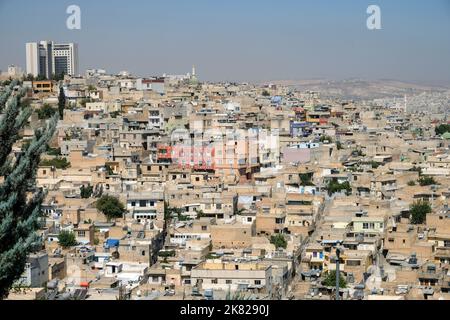 Urfa, offiziell bekannt als Şanlıurfa, ist eine Stadt im Südosten der Türkei und die Hauptstadt der Provinz Şanlıurfa. Stockfoto