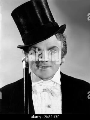 James Cagney Film Frisco Kid (USA 1935) Charaktere: Bat Morgan Regie: Lloyd Bacon 30 November 1935 **WARNUNG** dieses Foto ist nur für redaktionelle Zwecke bestimmt und ist urheberrechtlich geschützt von WARNER BROS. Und/oder dem von der Film- oder Produktionsgesellschaft beauftragten Fotografen und dürfen nur durch Veröffentlichungen in Verbindung mit der Werbung für den oben genannten Film reproduziert werden. Eine obligatorische Gutschrift an WARNER BROS. Ist erforderlich. Der Fotograf sollte ebenfalls angerechnet werden, wenn er bekannt ist. Ohne schriftliche Genehmigung der Film Company kann keine kommerzielle Nutzung gewährt werden. Stockfoto