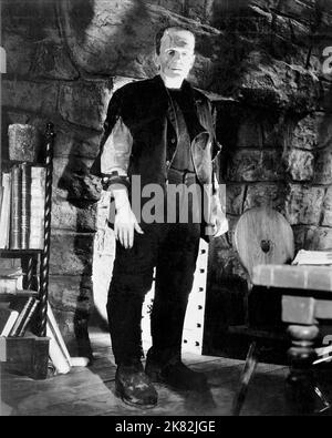 Boris Karloff Film: Die Braut Frankensteins; die Braut Frankensteins (USA 1935) Charaktere: Das Monster Regie: James Whale 19 April 1935 **WARNUNG** Dieses Foto ist nur für redaktionelle Zwecke bestimmt und unterliegt dem Copyright von UNIVERSAL und/oder dem Fotografen, der von der Film- oder Produktionsfirma beauftragt wurde und darf nur von Publikationen im Zusammenhang mit der Bewerbung des oben genannten Films reproduziert werden. Eine obligatorische Gutschrift an UNIVERSAL ist erforderlich. Der Fotograf sollte auch bei Bekanntwerden des Fotos gutgeschrieben werden. Ohne schriftliche Genehmigung der Film Company kann keine kommerzielle Nutzung gewährt werden. Stockfoto