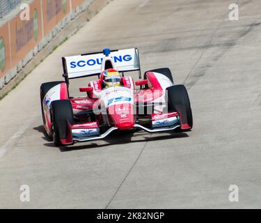 DETROIT, MI/USA - 1. JUNI 2013: Chevrolet Indy Dual in Detroit I. Dritter Platz Justin Wilson (#19), mit Geschwindigkeit. Sponsor: Boy Scouts of America Stockfoto