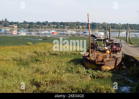 Ebbe am Fluss Orwell bei Pin Mill Stockfoto