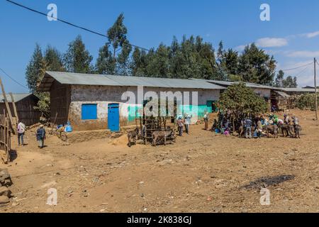 KOSOYE, ÄTHIOPIEN - 14. MÄRZ 2019: Blick auf das Dorf Kosoye, Äthiopien Stockfoto