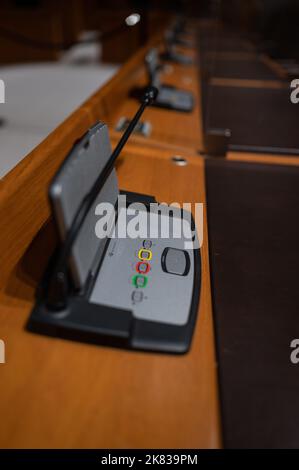 Cortes (regionalparlament) der autonomen Gemeinschaft Aragon. Der Aljaferia Palast ist ein befestigter mittelalterlicher Palast, der in der zweiten Hälfte erbaut wurde Stockfoto