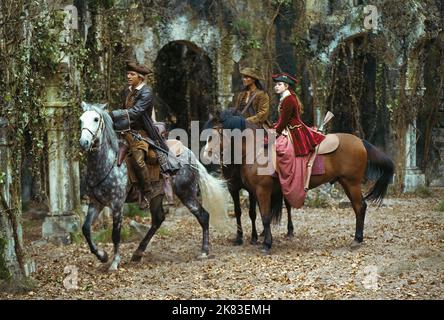 Samuel Le Bihan, Mark Dacascos & Emilie Dequenne Film: Bruderschaft des Wolfes; Le Pacte des Loups (Le pacte des Loups) Charaktere: Gregoire de Fronsac,Mani & Marianne de Morangias Fr 2001, Regie: Christophe Gans 31 January 2001 **WARNUNG** Dieses Foto ist nur für redaktionelle Zwecke bestimmt und unterliegt dem Copyright von TF1 FILMEN und/oder dem Fotografen, der von der Film- oder Produktionsfirma beauftragt wurde, und kann nur von Publikationen im Zusammenhang mit der Bewerbung des oben genannten Films reproduziert werden. Eine obligatorische Gutschrift für TF1 FILME ist erforderlich. Der Fotograf sollte auch bei Bekanntwerden des Fotos gutgeschrieben werden. Kein kommerzielles US Stockfoto