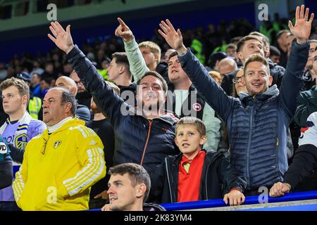 Leicester, Großbritannien. 20. Oktober 2022. Leeds-Fans während des Premier League-Spiels Leicester City gegen Leeds United im King Power Stadium, Leicester, Großbritannien, 20.. Oktober 2022 (Foto von Mark Cosgrove/News Images) in , am 10/20/2022. Quelle: SIPA USA/Alamy Live News Stockfoto