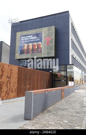 Eintritt zu den Tennent Caledonian Breweries Glasgow Scotland Juli 2022 Stockfoto