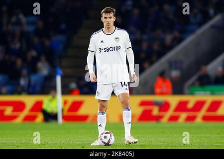 Leicester, Großbritannien. 20. Oktober 2022. 20.. Oktober 2022; The King Power Stadium, Leicester, Leicestershire, England; Premier League Football, Leicester City versus Leeds United; Diego Llorente of Leeds United Credit: Action Plus Sports Images/Alamy Live News Stockfoto