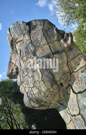 Face Sculpture von Igor Mitoraj Boboli Gardens Florenz Italien Stockfoto