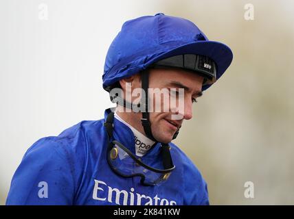 Jockey Daniel Tudhope nach der Es ist Zeit, sich an TalkSPORT Maiden Stakes auf der Rennbahn Southwell zu wenden. Bilddatum: Donnerstag, 20. Oktober 2022. Stockfoto