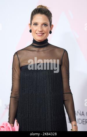 Madrid. Spanien. 20221020, Casilda FINAT nimmt am 20. Oktober 2022 am Elle Magazine 'Cancer Ball' Charity Dinner im Royal Theatre in Madrid, Spanien Teil.Quelle: MPG/Alamy Live News Stockfoto