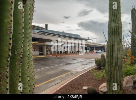 Außeneingang des Flughafens Tucson Arizona. Stockfoto