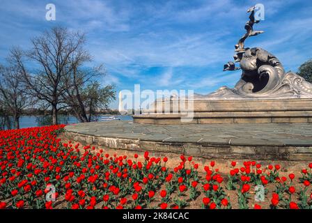 Marine Merchant Marine Memorial to those Lost at Sea in World war I, Washington, DC. Gewidmet 1934, Bildhauer: Ernesto Begni del Piatta. Stockfoto