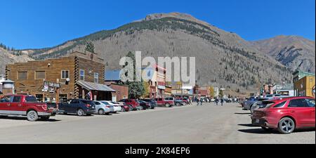 Berüchtigte Blair Street in der historischen Altstadt von Silverton, Colorado, USA, in den San Juan Mountains. Stockfoto