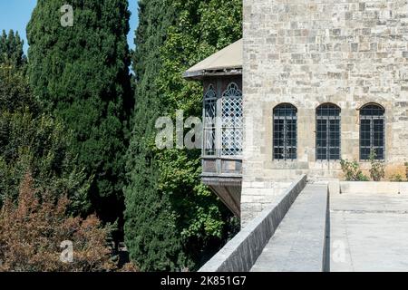 beiteddine, Libanon - 12. Oktober 2019: Offizielle Sommerresidenz des libanesischen Präsidenten. Beiteddine Palace, ein Palast aus dem 19.. Jahrhundert in Beiteddine, Libanon Stockfoto