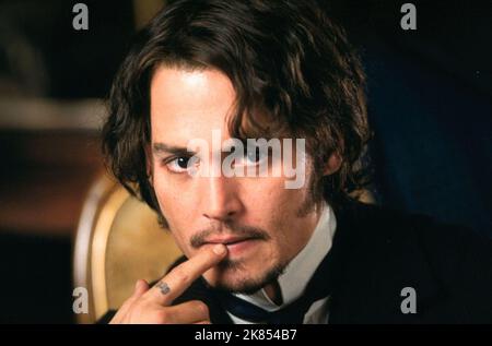 JOHNNY DEPP in FROM HELL (2001), Regie: ALBERT HUGHES und ALLEN HUGHES. Kredit: 20. CENTURY FOX / Album Stockfoto