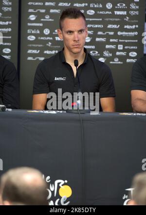 Pressekonferenz der Tour de France 2013 über die schwimmende Pressestelle der 'Mega Smeralda' Corsican Ferry. Philippe Gilbert von BMC beantwortet Fragen aus den Medien der Welt. Stockfoto