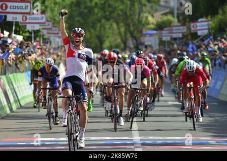 Roger Kluge (IAM Cycling) gewinnt die Etappe Stockfoto