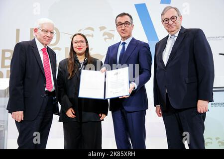 Berlin, Deutschland. 20. Oktober 2022. CEM Oezdemir, Bundesminister für Landwirtschaft und Ernährung, erhält den Leo-Baeck-Preis. Berlin, Den 20. Oktober 2022. Kredit: dpa/Alamy Live Nachrichten Stockfoto