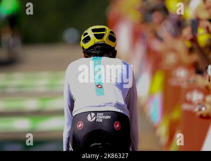 Welshman Geraint Thomas (SKY) hat sich für den anständigen Rückweg zu den Mannschaftsbussen eingewickelt Stockfoto