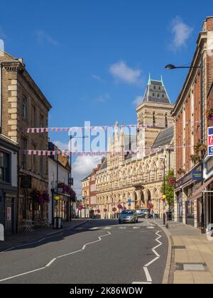 Die Außenseite des Northampton Guildhall gebaut 1861-64 von Edward Godwin im neo-gotischen Stil; jetzt Häuser Northampton Borough Council. Stockfoto