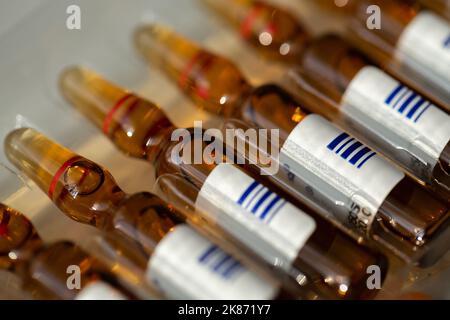 Fläschchen für flüssige Medizin. Stockfoto