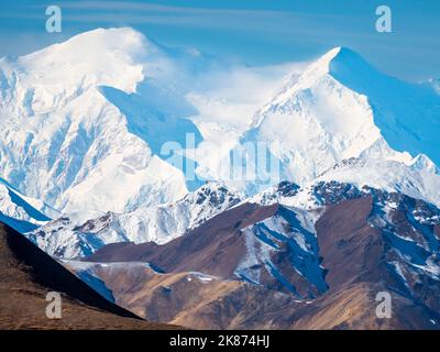 Ein Blick auf den höchsten Berg Nordamerikas, schneebedeckten Denali, Denali National Park, Alaska, Vereinigte Staaten von Amerika, Nordamerika Stockfoto