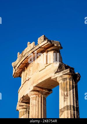 Tholos von Delphi, Detailansicht, Tempel der Athene Pronaia, Delphi, UNESCO Weltkulturerbe, Phocis, Griechenland, Europa Stockfoto