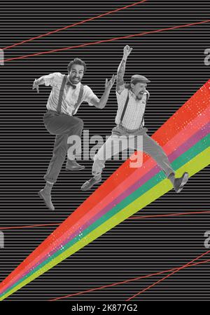 Collage zeitgenössischer Kunst. Zwei Männer im Retro-Stil laufen auf dunklem Hintergrund über eine abstrakte Straße. Konzept von Retro-Stil, Phantasie, Kunstwerk, Werbung, kreativ Stockfoto