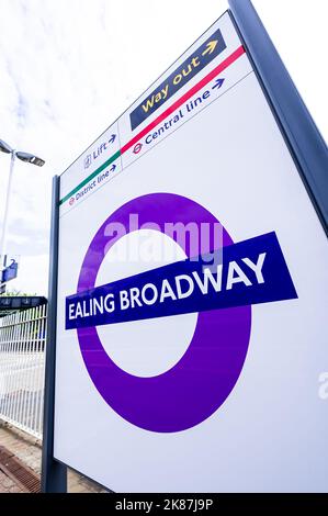 Ealing Broadway - Elizabeth Line Station Stockfoto