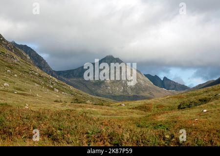 CIR Mhor steigt über Glen Rosa auf der Isle of Arran North Ayrshire Schottland Stockfoto