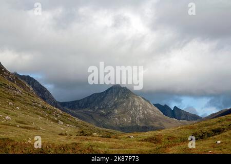 CIR Mhor steigt über Glen Rosa auf der Isle of Arran North Ayrshire Schottland Stockfoto