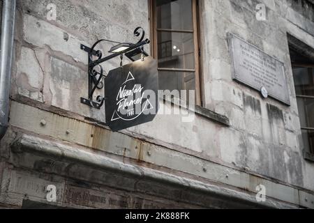 Das Haus des mittelalterlichen Alchemisten Nicolas Flamel (c.1330-1418) war ein französischer Schriftsteller und Manuskript-Verkäufer. Stockfoto