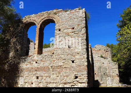 Die große Basilika, Butrint war eine antike griechische und später römische Stadt und Bistum in Epirus, UNESCO-Weltkulturerbe, Republik Albanien Stockfoto
