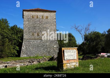 Der venezianische Turm, Butrint, eine antike griechische und später römische Stadt und Bistum in Epirus, UNESCO-Weltkulturerbe, Republik Albanien Stockfoto