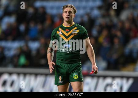 Coventry, Großbritannien. 21. Oktober 2022. Cameron Munster of Australia during the Rugby League World Cup 2021 match Australia vs Scotland at Coventry Building Society Arena, Coventry, Vereinigtes Königreich, 21.. Oktober 2022 (Foto von Craig Thomas/News Images) Credit: News Images LTD/Alamy Live News Stockfoto