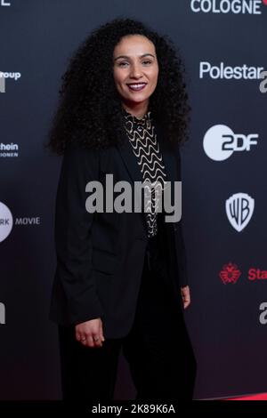 Köln, Deutschland. 21. Oktober 2022. Catherine CHIKOSI, Schauspielerin, roter Teppich, Red Carpet Show, Ankunft, Fotozelle für den Film FRIESLAND beim Filmfestival Köln 2022 in Köln, 20.. Oktober 2022. © Credit: dpa/Alamy Live News Stockfoto