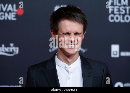 Köln, Deutschland. 21. Oktober 2022. Aaron KISSIOV, Schauspieler, roter Teppich, Red Carpet Show, Ankunft, Fotozelle für den Film SOULS beim Filmfestival Köln 2022 in Köln, 20.. Oktober 2022. © Credit: dpa/Alamy Live News Stockfoto