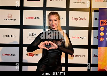 Fiona Fuchs auf der 25. Venus Berlin 2022 in den Messehallen unter dem Funkturm. Berlin, 21.10.2022 Stockfoto