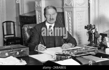 ANDREW BONAR WAR IM Jahr 1922 als BRITISCHER Premierminister im Jahr 1858 als GESETZ (-1923) tätig Stockfoto