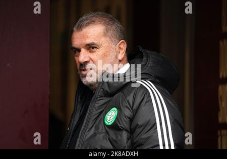 Celtic-Managerin Ange Postecoglou vor dem Cinch Premiership-Spiel im Tynecastle Park, Edinburgh. Bilddatum: Samstag, 22. Oktober 2022. Stockfoto