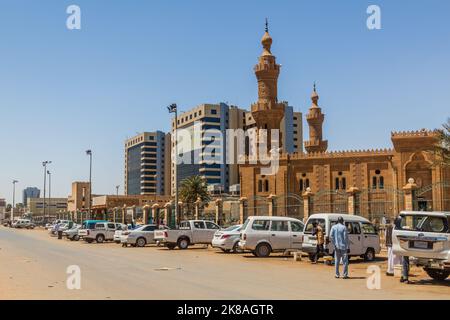 KHARTUM, SUDAN - 8. MÄRZ 2019: Große (Al Kabir) Moschee in Khartum, der Hauptstadt des Sudan Stockfoto