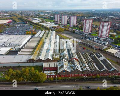 Luftaufnahme des ehemaligen Lokomotivwerks St. Rollox in Springburn, denkmalgeschütztes Gebäude der Kategorie B, Glasgow, Schottland, Großbritannien Stockfoto
