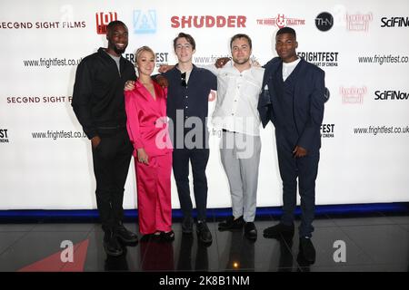 Nobuse Jnr., Hannah Traylen, Louis Walwyn, Ross Coles und Malachi Pullar-Latchman besuchen die Filmpremiere „The Hounded“ beim Arrow FrightFest, das im Cinew stattfindet Stockfoto