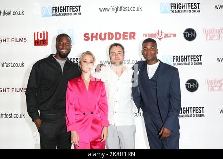 Nobuse Jnr., Hannah Traylen, Ross Coles und Malachi Pullar-Latchman besuchen die Filmpremiere „The Hounded“ beim Arrow FrightFest im Cineworld Leicester Stockfoto