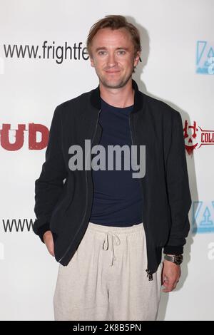 Harry Potter Schauspieler Tom Felton nimmt an der Premiere von „Burial“ beim Arrow FrightFest Teil, das am Cineworld Leicester Square in London stattfand. Dies ist ein erster großer Offic Stockfoto