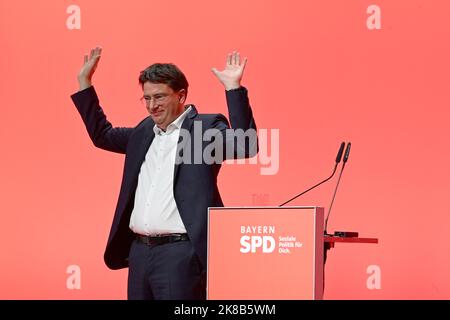 München, Deutschland. 22. Oktober 2022. Der Landesvorsitzende der SPD in Bayern, Florian von Brunn. Quelle: Felix Hörhager/dpa/Alamy Live News Stockfoto