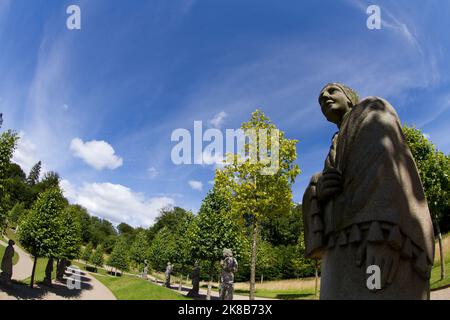 Skulpturen Teil der 70 Skulpturen von norwegischen und faroesischen Bauern und Fischern, die ursprünglich von J.G. geschnitzt wurden Grund im Schloss Fredensborg in Dänemark Stockfoto